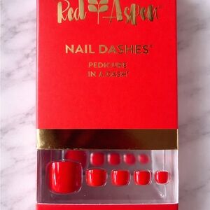 Red Aspen Nail Dashes Press-On Pedicure - Bright Red
